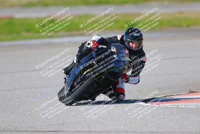 media/Jan-20-2023-Fastrack Riders (Fri) [[f2ad32aba3]]/Private/session 4 turn 6/